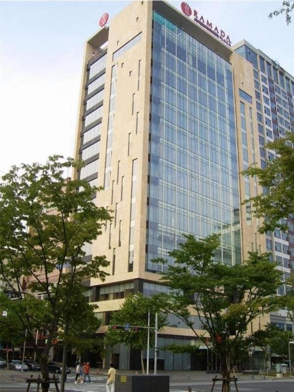 فندق Ramada Plaza By Wyndham Gwangju غوانغجو المظهر الخارجي الصورة